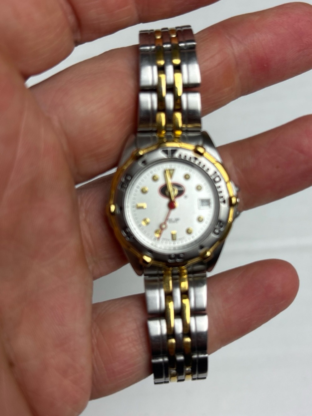 Georgia Bulldogs Hana Time Inc Watch Women Glow In The Dark Sec Uga Wristwatch View 2